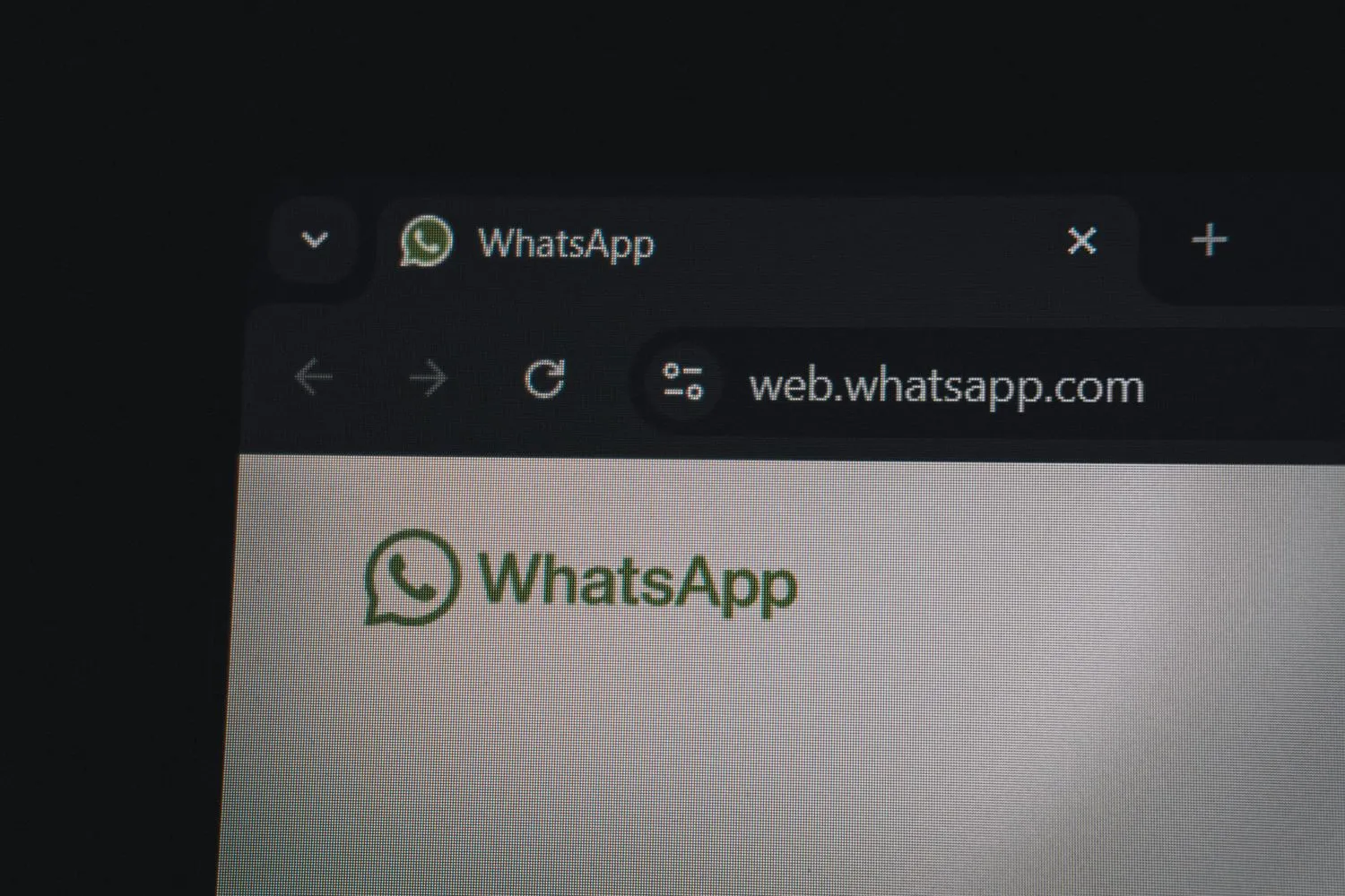 De WhatsApp a la Web Automatizada: El siguiente paso para escalar tus ventas de servicios en Perú